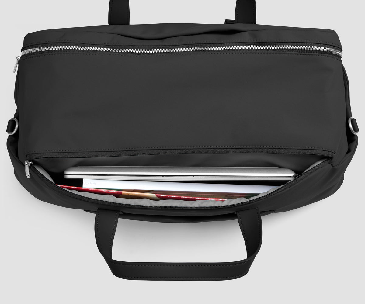 Signature Weekender in Jet Black