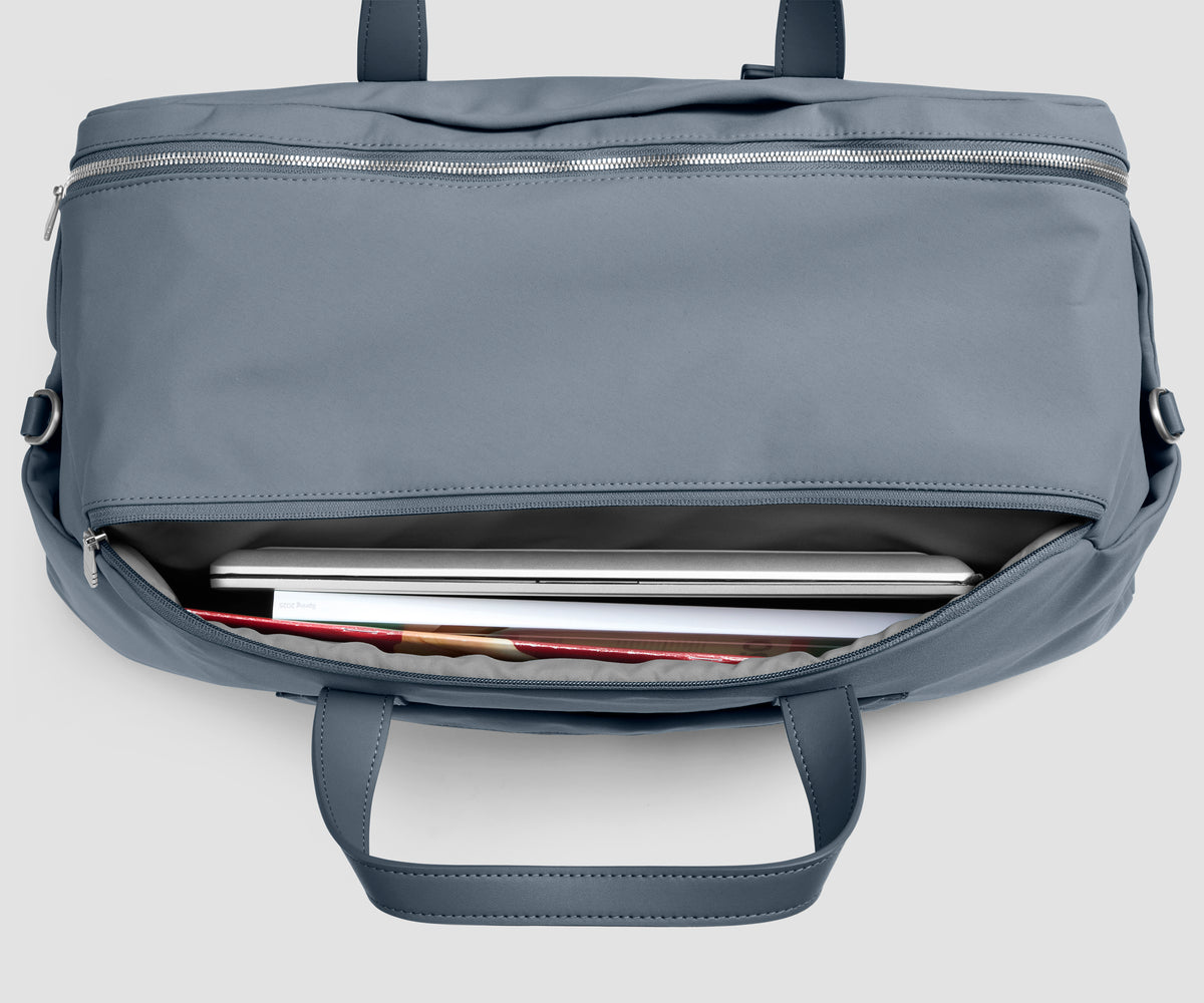 Signature Weekender in Coast Blue