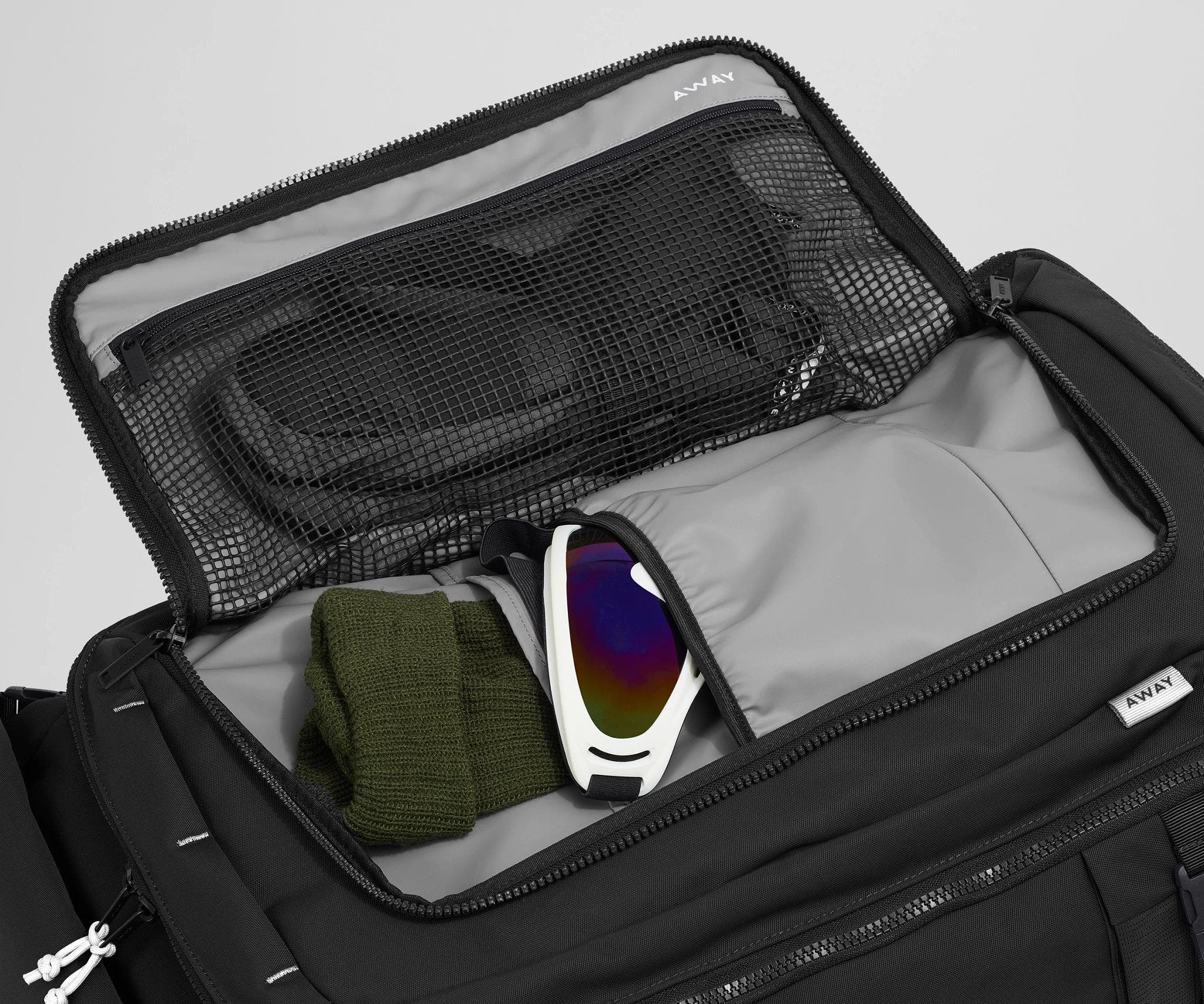 Away Carry-On Boot Bag 55L in Jet Black