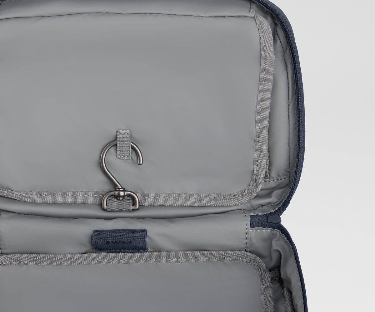 ANTIBES Luxe Hanging Toiletry Antibes With Navy Pinstripe Liner