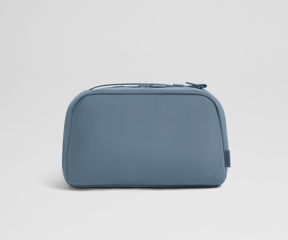 Away Large Toiletry Bag in Jet Black Away Large Toiletry Bag in Jet Black