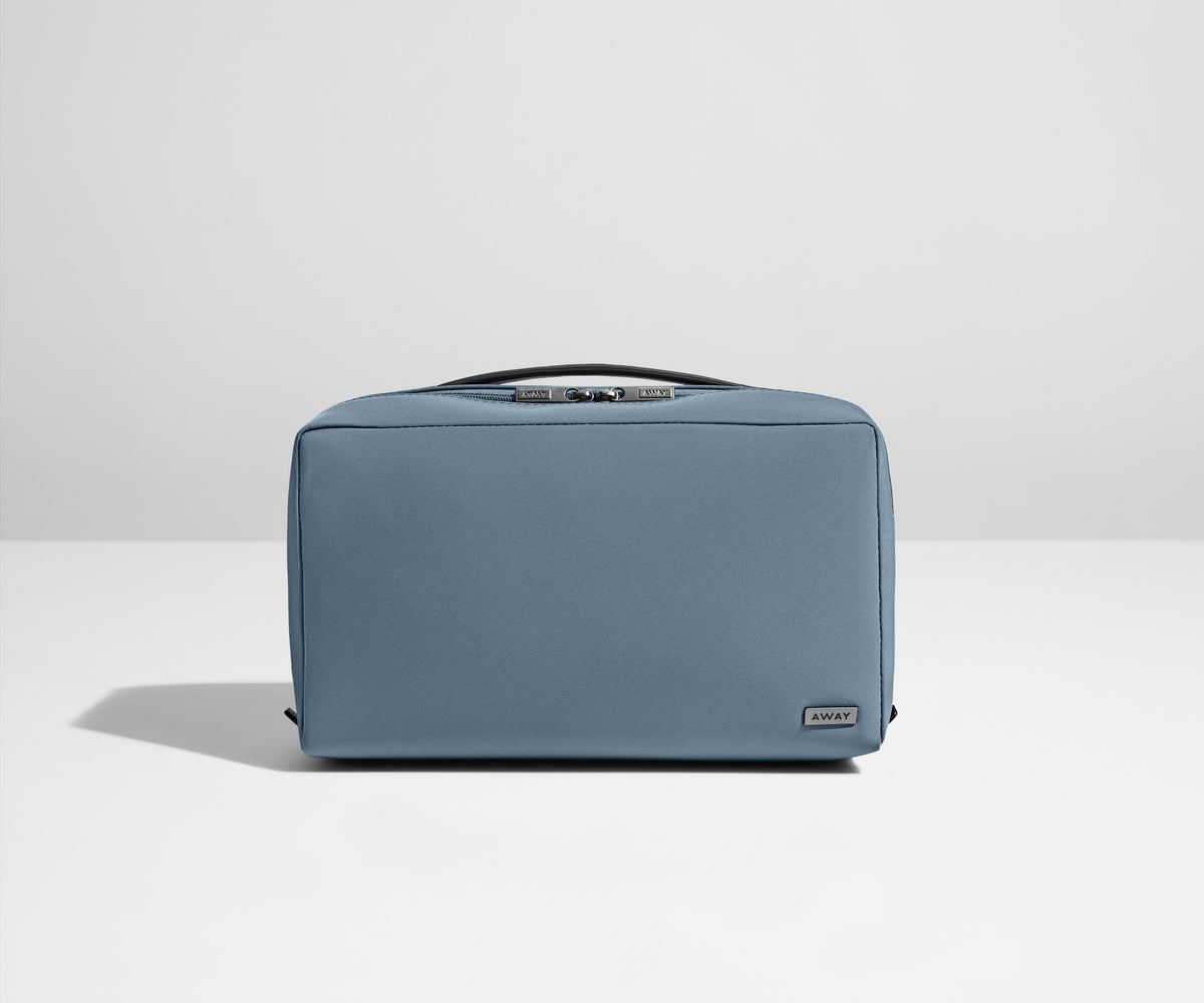 The Large Toiletry Bag in Jet Black