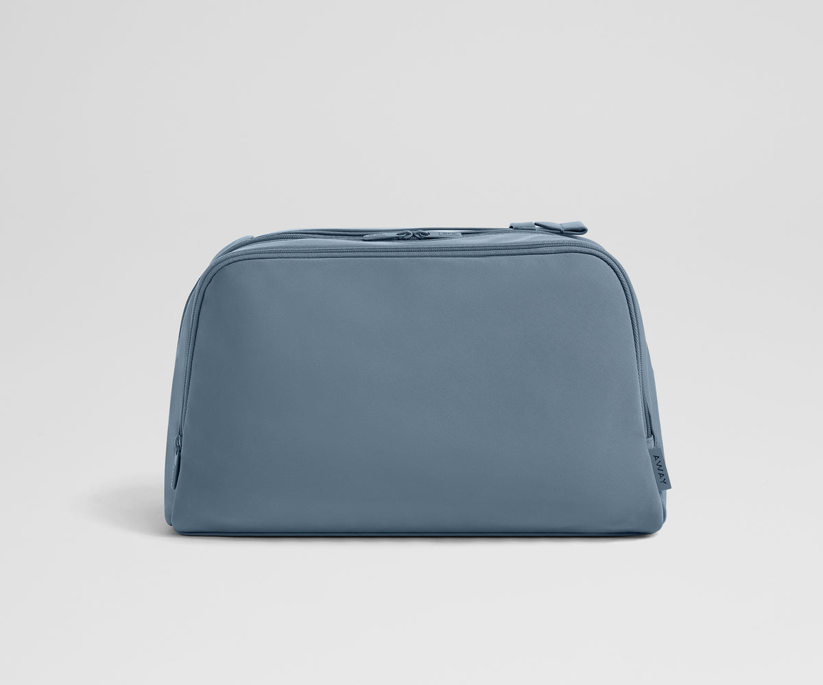 Extra Large Toiletry Bag in Coast Blue Extra Large Toiletry Bag in Coast Blue