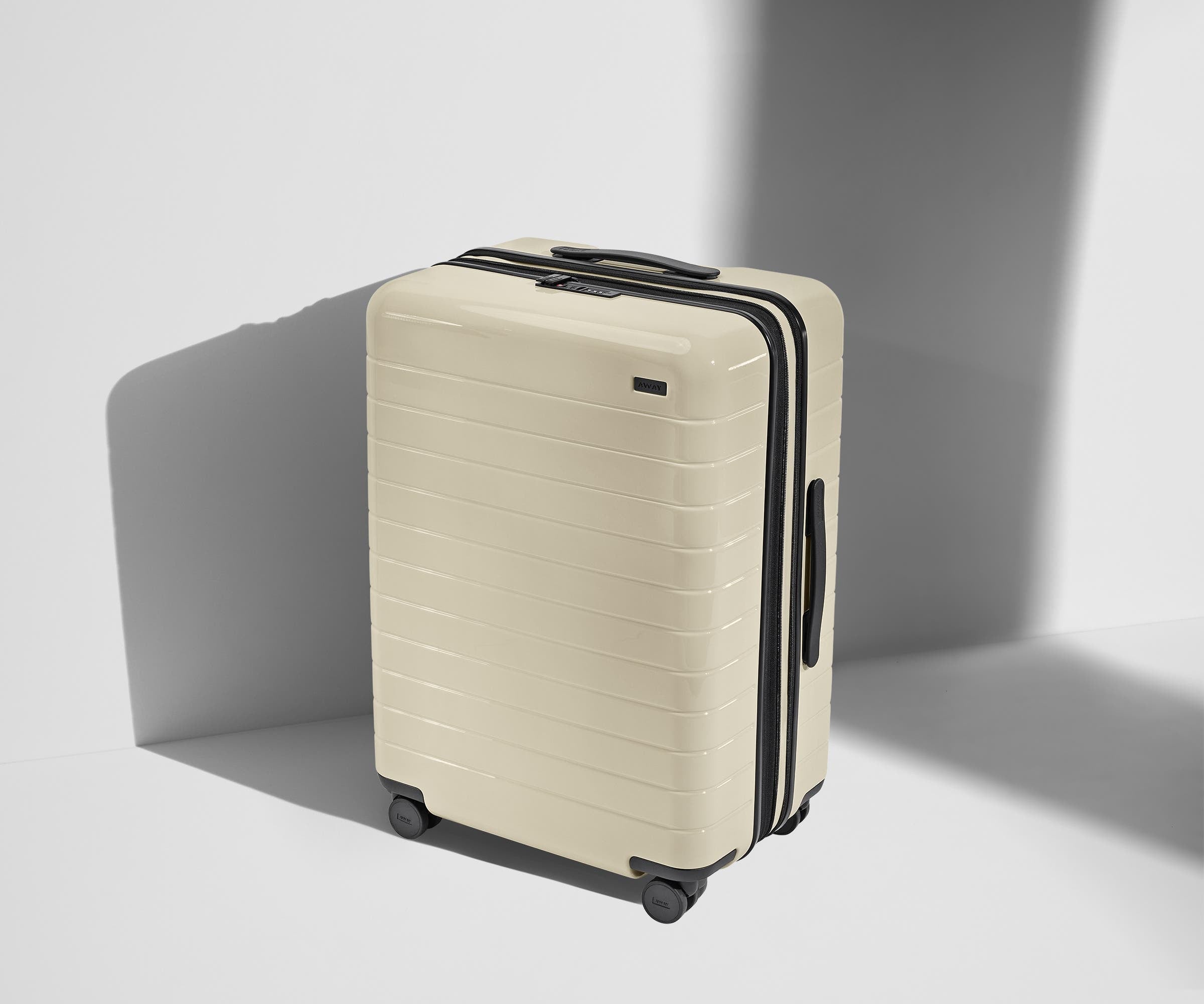 Expandable Medium Suitcases: Salt White Gloss | Away